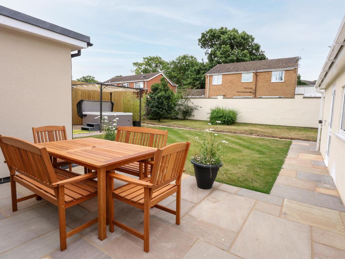 Daisy Tree Cottage Вудхолл Спа Экстерьер фото